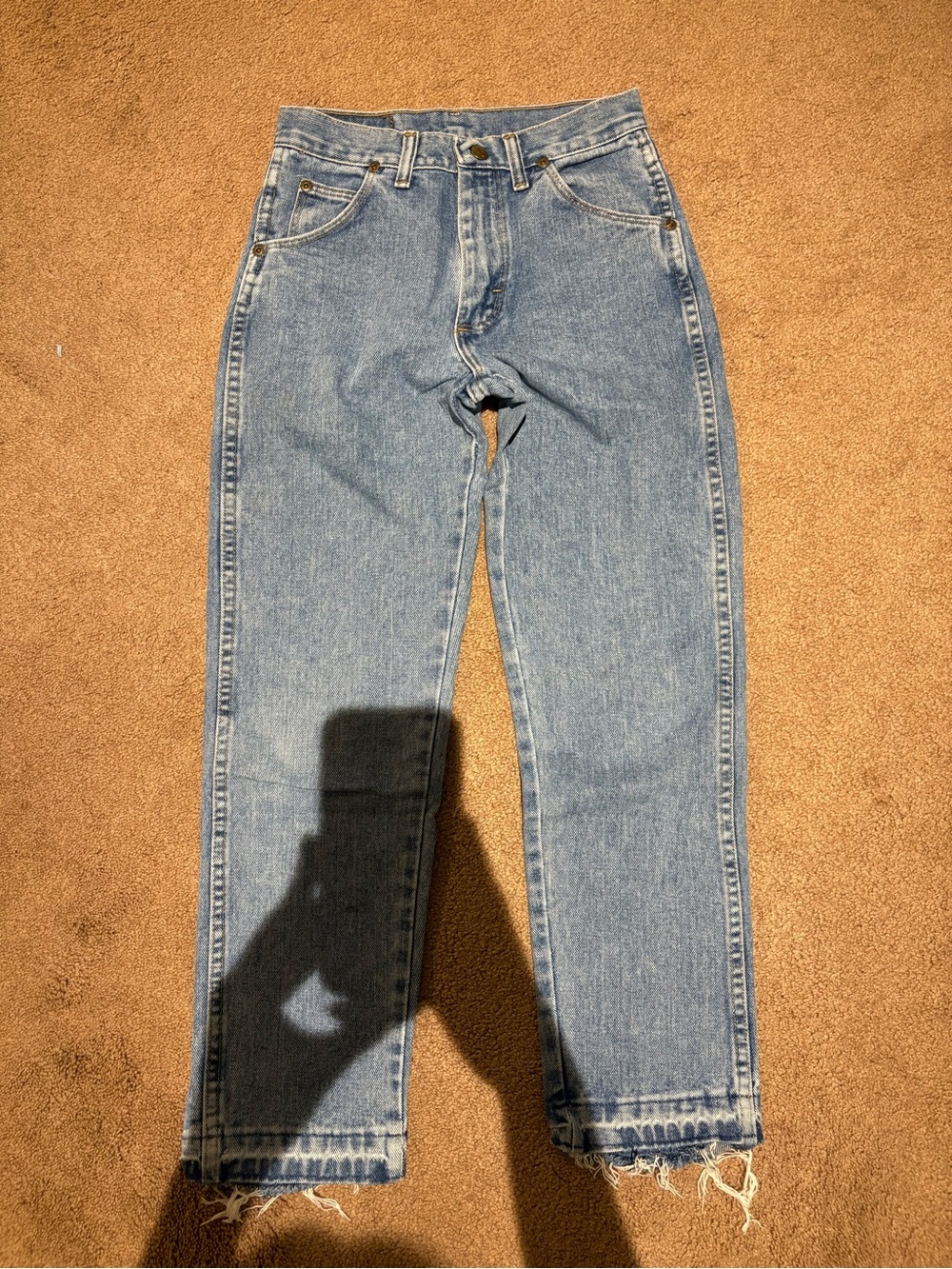 Vintage Wrangler Light Blue High-Rise Relaxed Crop Jeans size 12 fit like a 23